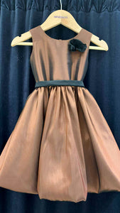 Sleeveless Mushroom Dress with Floret and Belt - Brown
