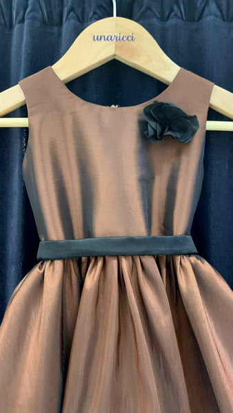 Sleeveless Mushroom Dress with Floret and Belt - Brown