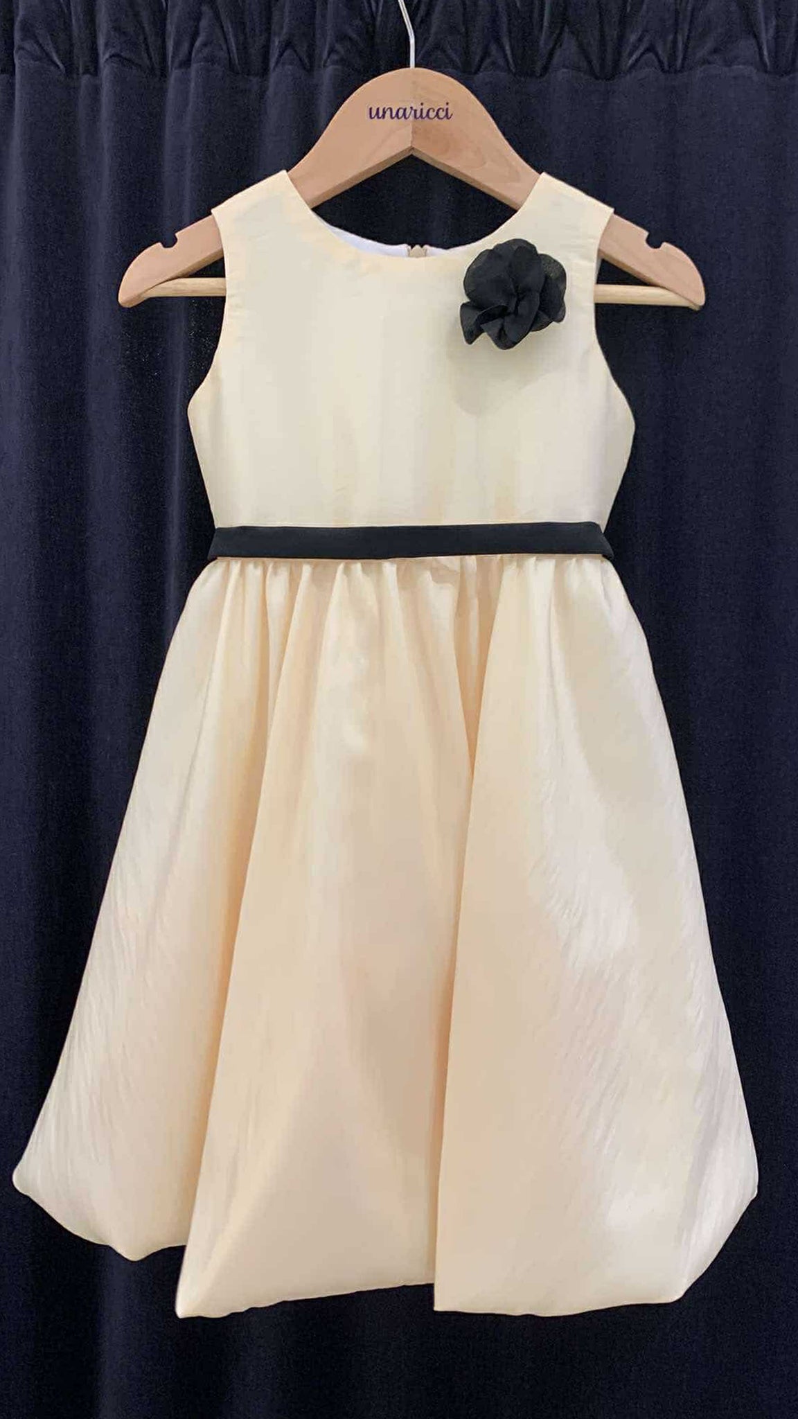 Sleeveless Mushroom Dress with Floret and Belt - Yellow