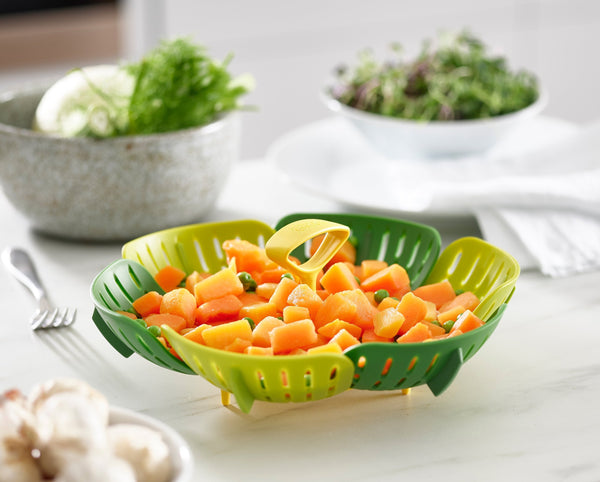 Joseph Joseph Bloom™ Folding Steamer Basket