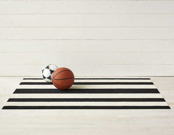 Chilewich Shag Bold Stripe Utility Mat Black/White