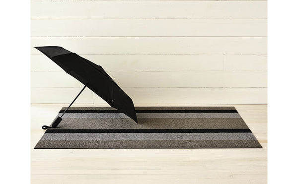 Chilewich Shag Bold Stripe Utility Mat Silver/Black