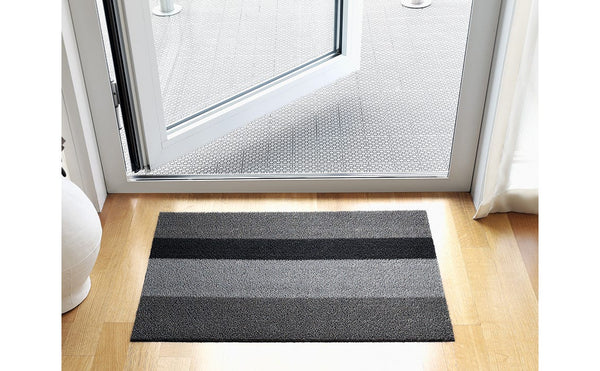 Chilewich Shag Bold Stripe Utility Mat Silver/Black