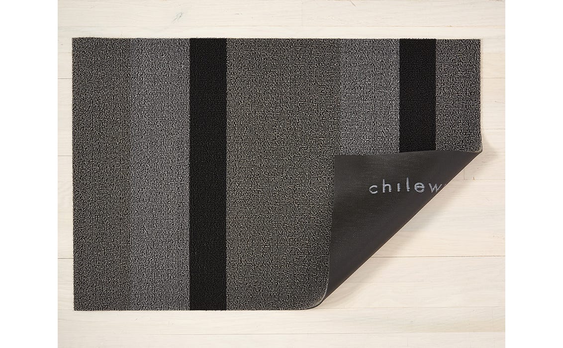 Chilewich Shag Bold Stripe Utility Mat Silver/Black