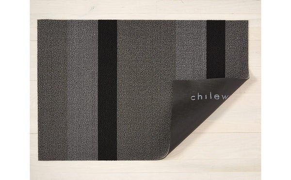 Chilewich Shag Bold Stripe Utility Mat Silver/Black