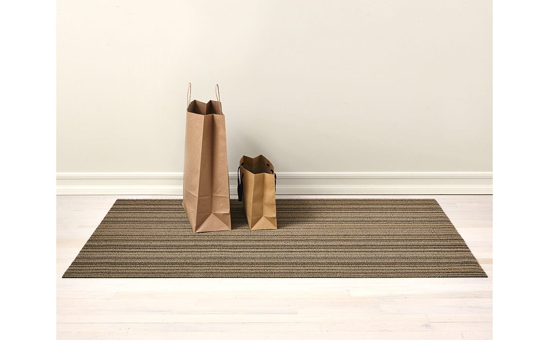 Chilewich Skinny Stripe Shag Doormat Mushroom