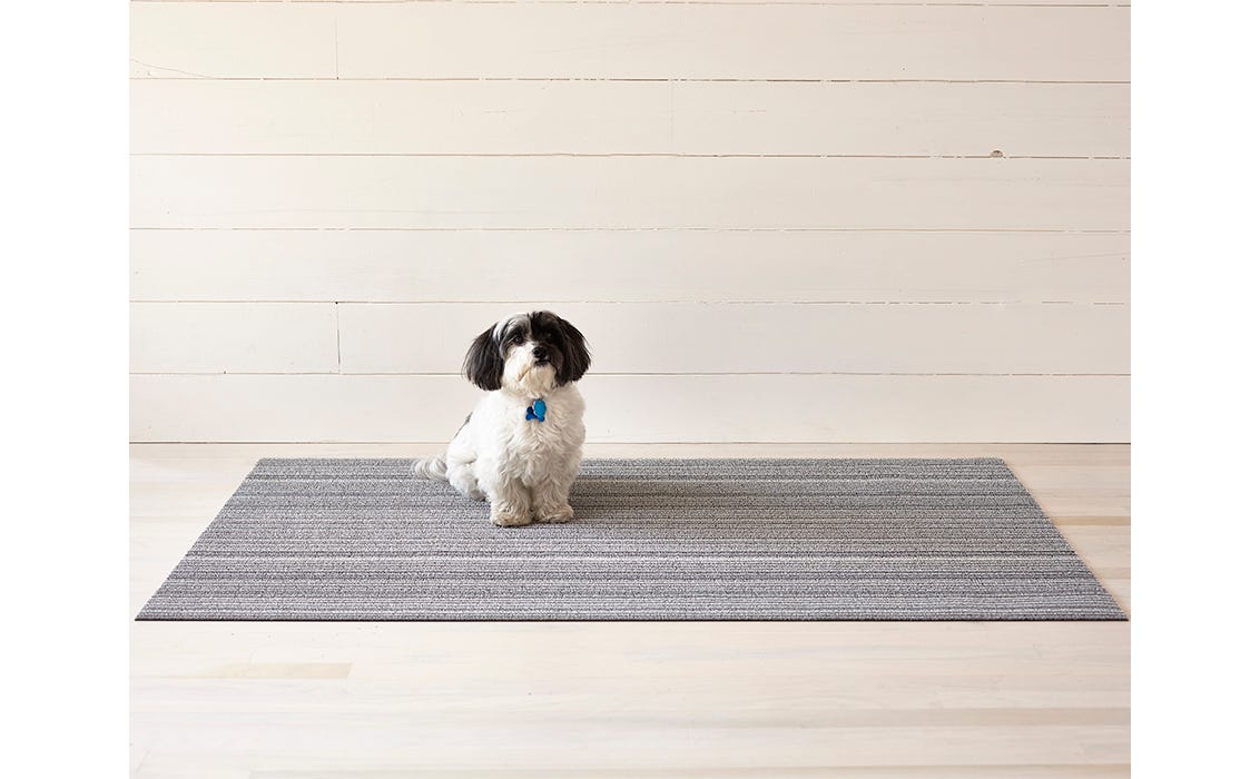 Chilewich Skinny Stripe Shag Doormat Shadow